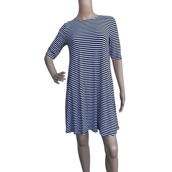 Old Navy Women's Black White Stripes Jersey Short Sleeve T-Shirt Swing Dress S - Picture 1 of 5